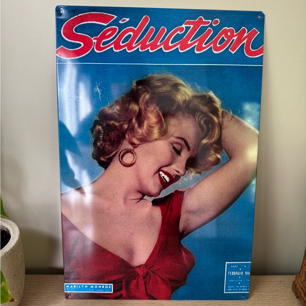 Marilyn Monroe Tin Sign